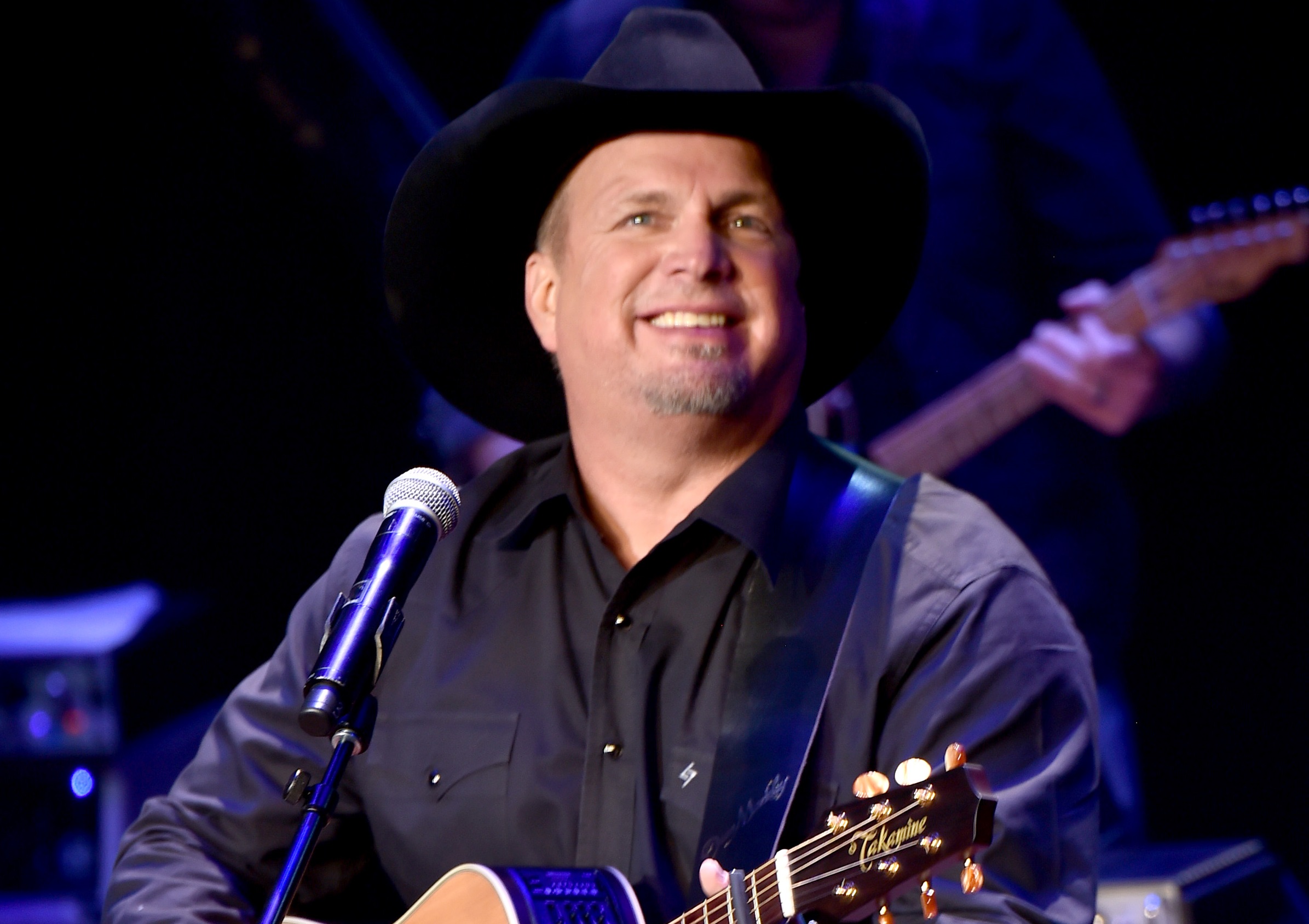 Garth Brooks to Tip His Hat to Randy Travis at Upcoming Tribute Concert | Sounds Like ...